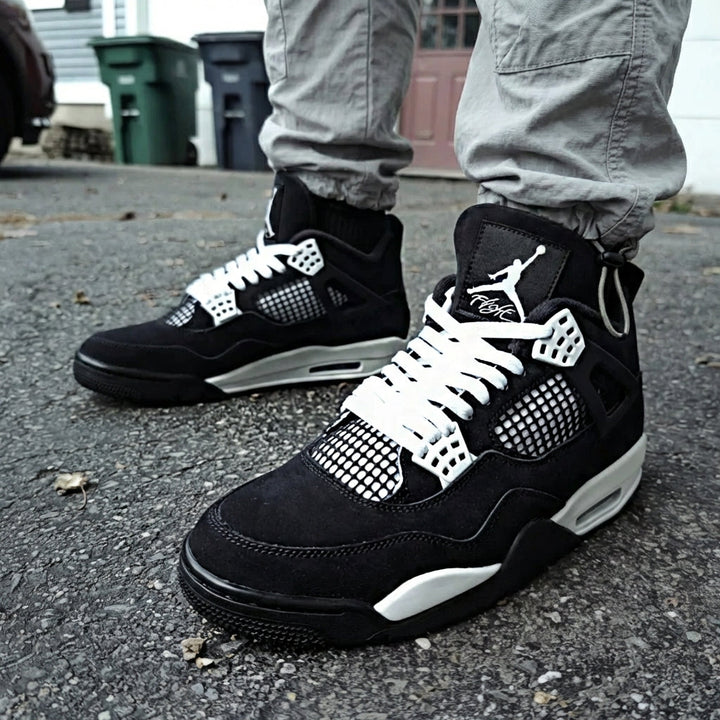 Jordan 4 Retro 'White Thunder'